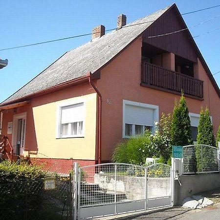 Apartment In Fonyod/Balaton 18580 Room photo